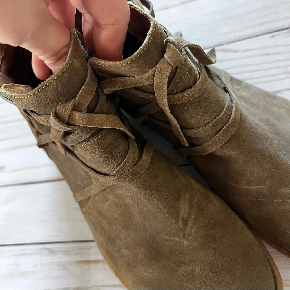 Born Women's Brown Leather Ankle Boots